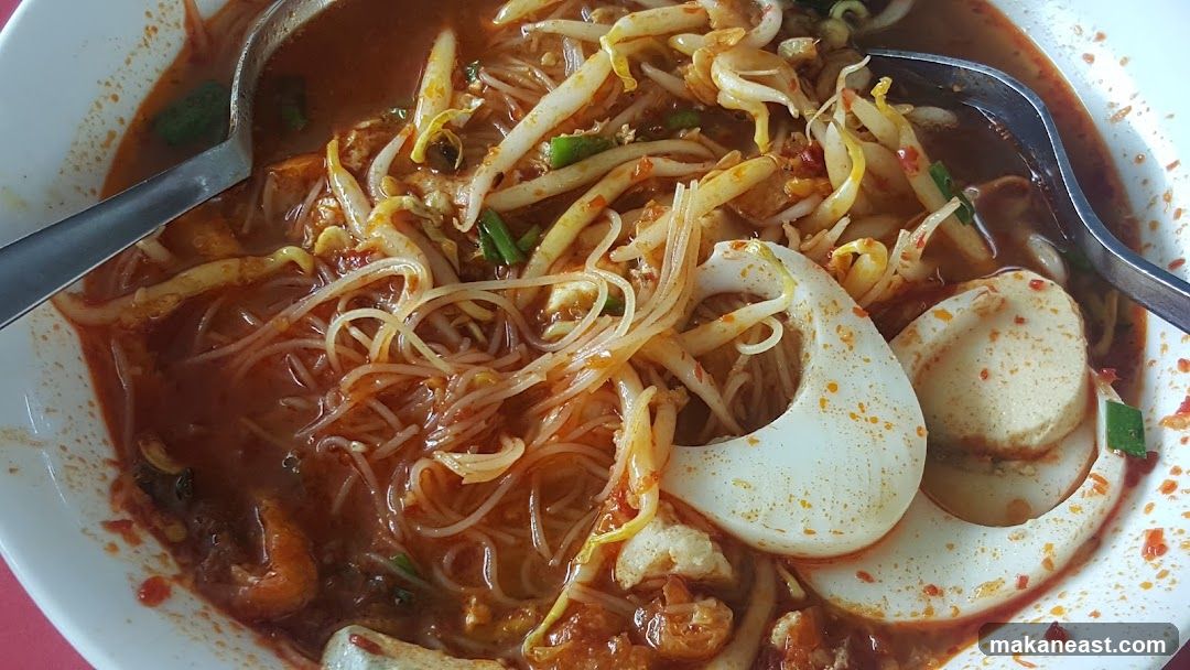 Noodle Soup with Egg and Shrimp