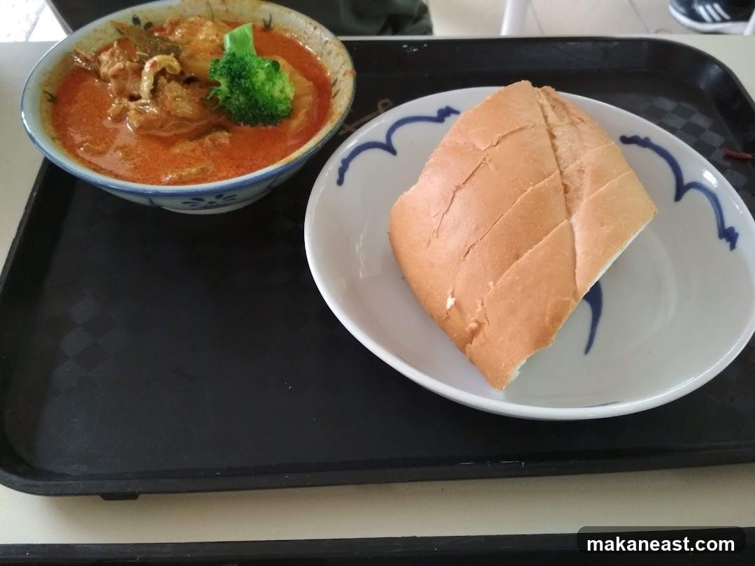 Curry with Bread
