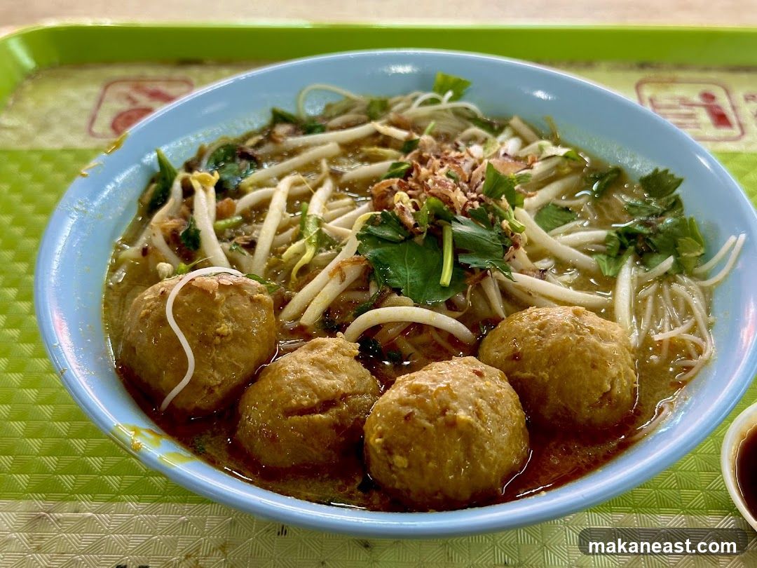 Bowl of Noodles with Meatballs