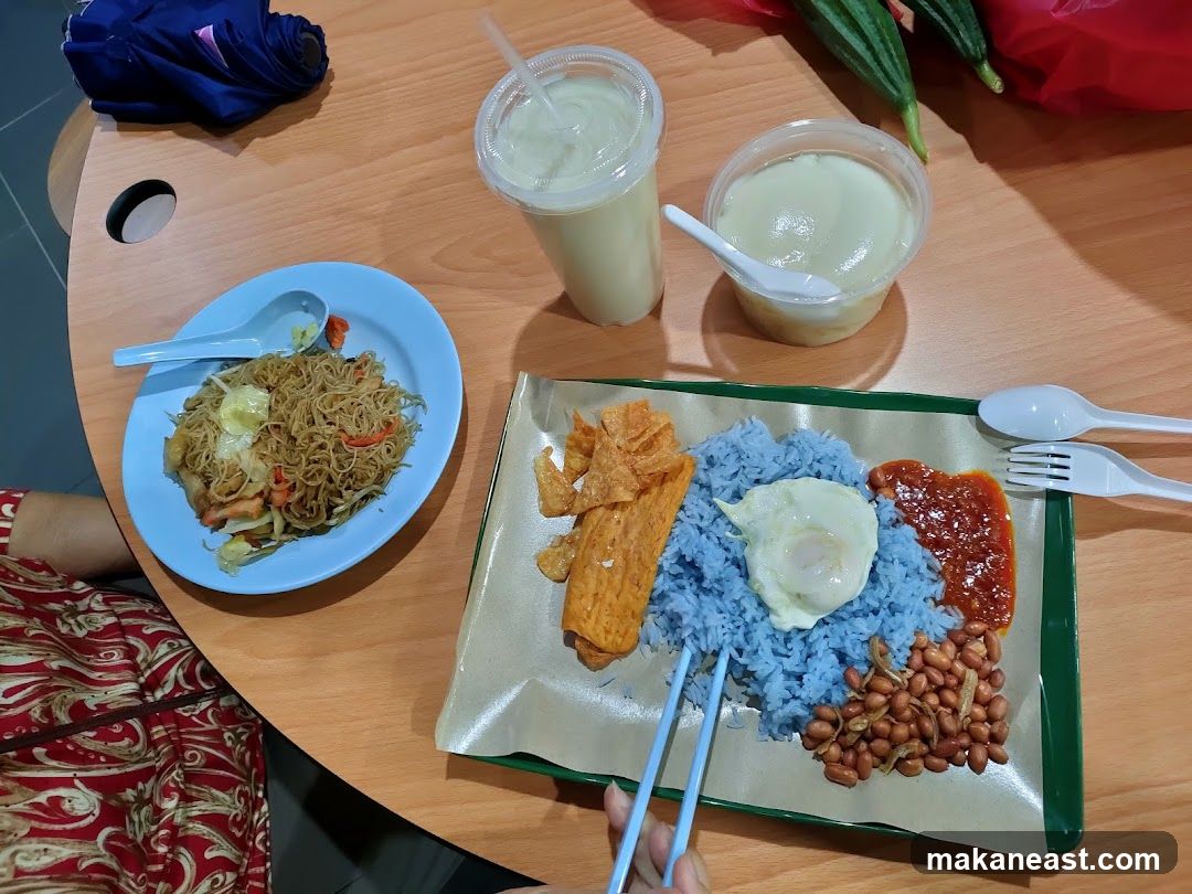 Nasi Lemak and Fried Noodles