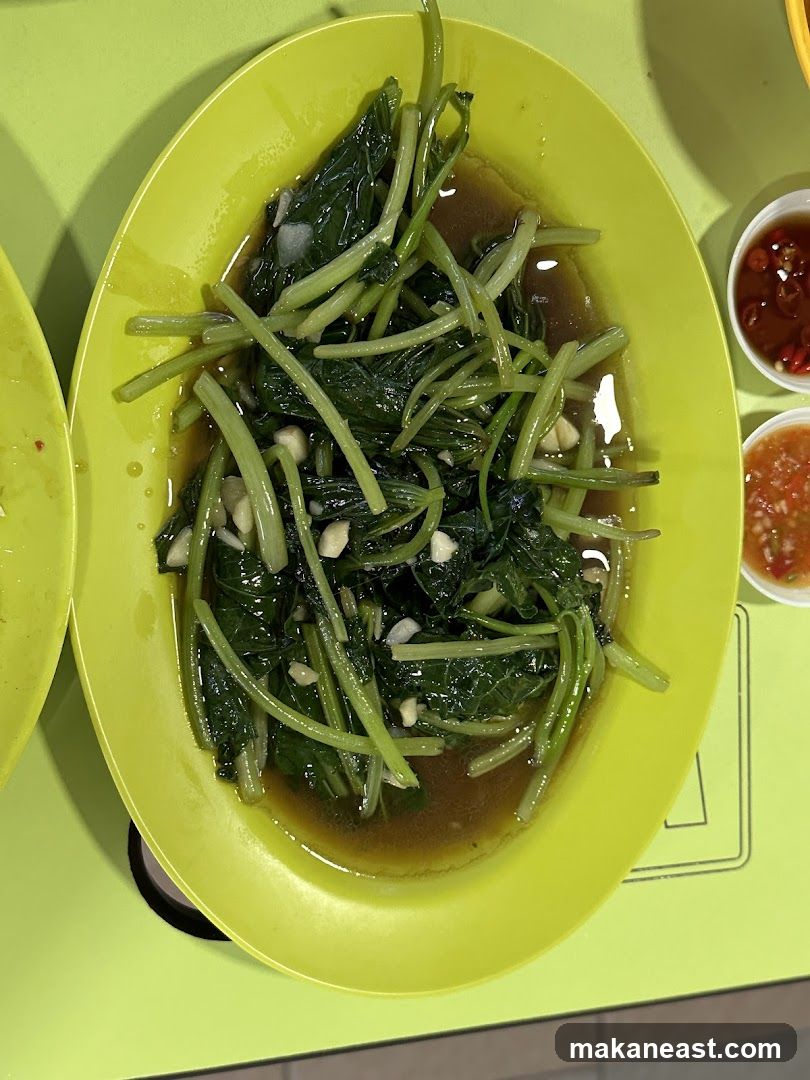 Stir-fried vegetables with garlic