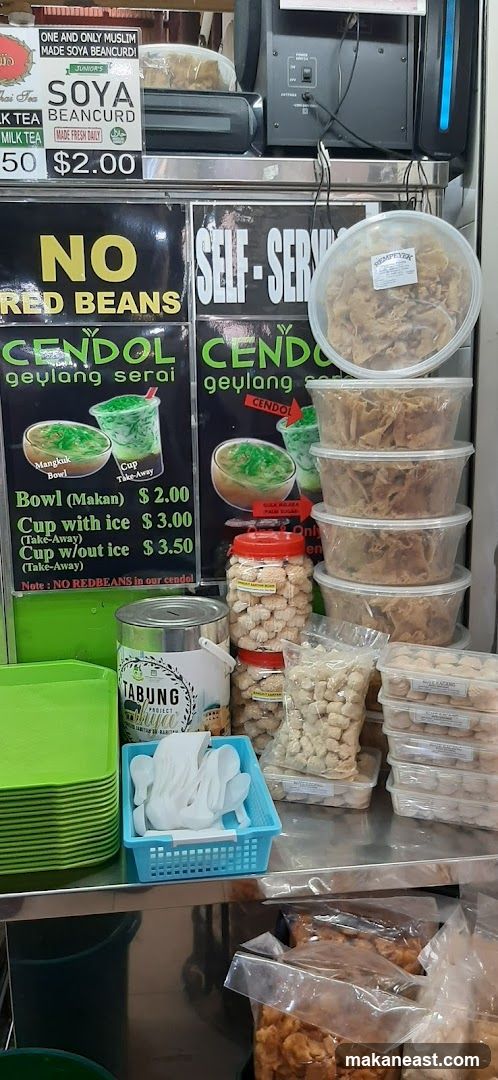 Food stall with Cendol and Soya Beancurd