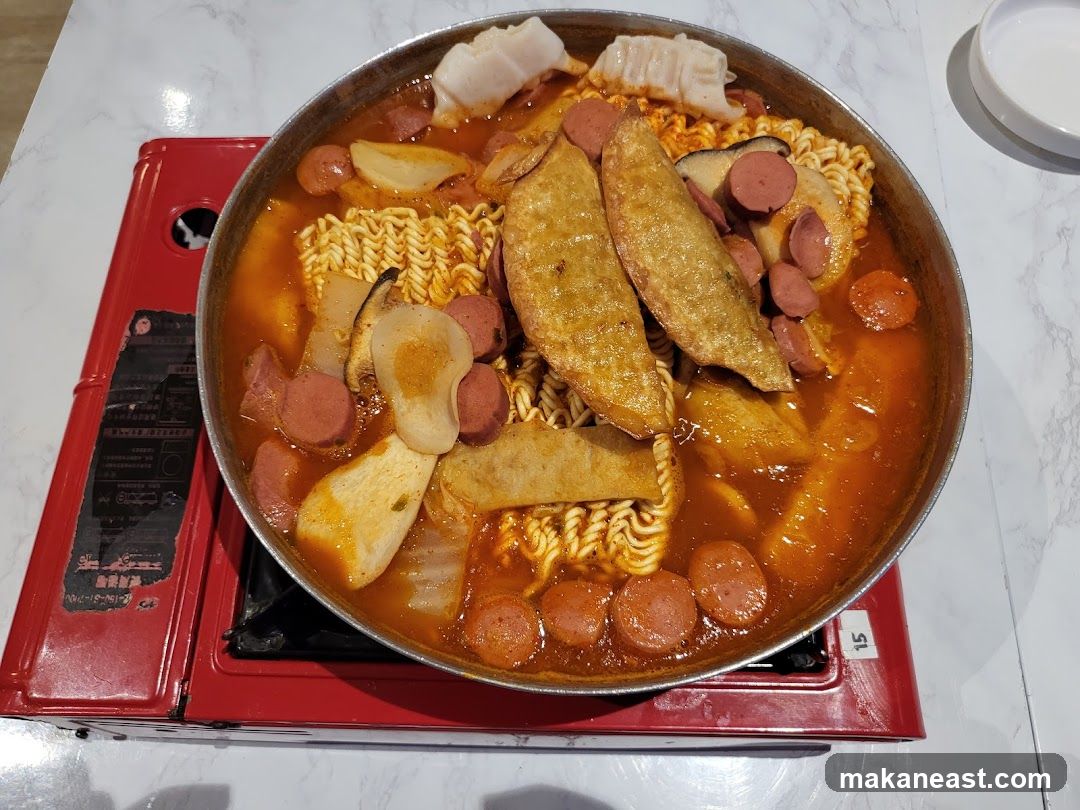 Korean Stew with Instant Noodles