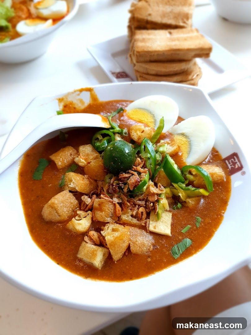 Laksa with Toast