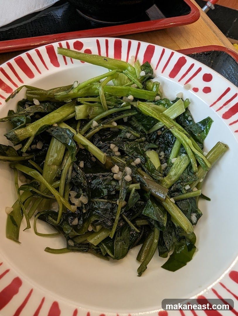 Stir-fried Water Spinach with Garlic