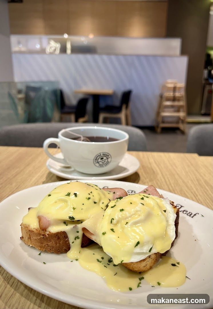 Eggs Benedict and Tea