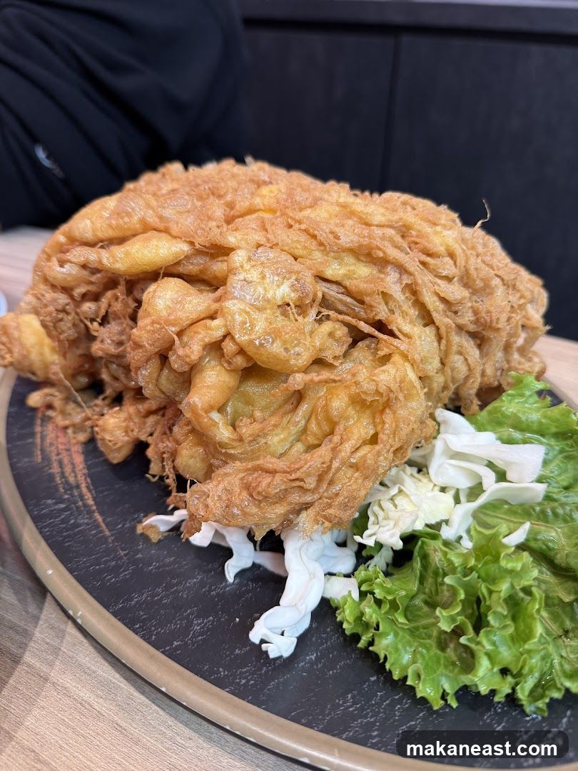 Crispy Omelette with Salad