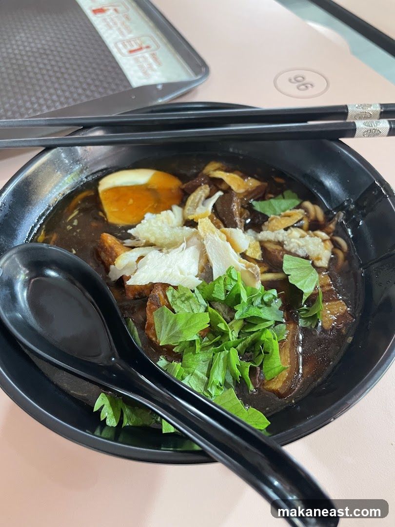 Noodles with Meat and Egg