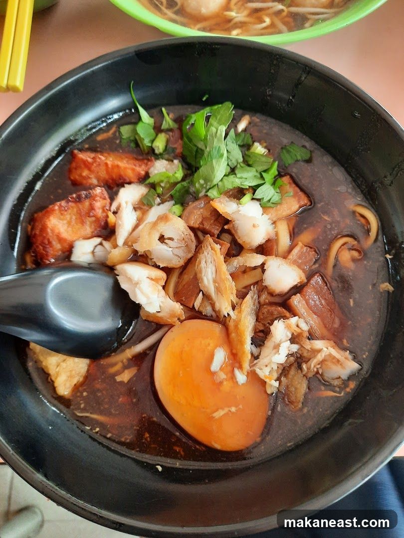 Noodle Soup with Egg and Meat