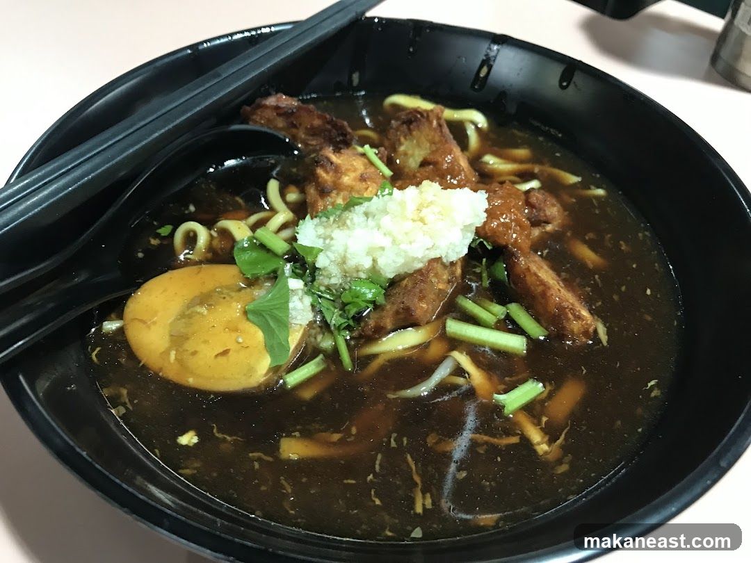 Noodle Soup with Egg and Meat