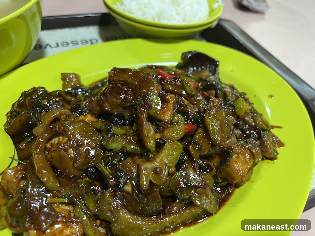 Stir-fried Bitter Gourd with Tofu