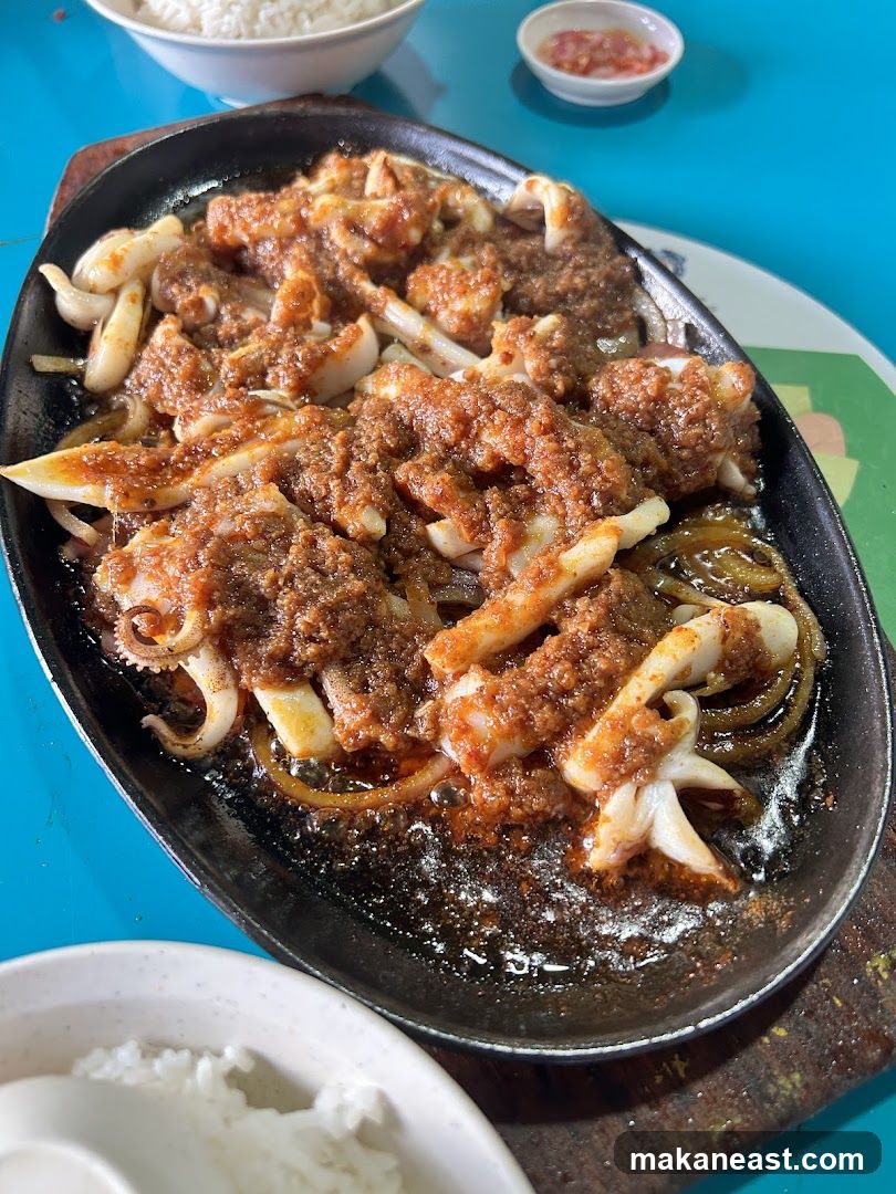Sizzling Squid with Sauce
