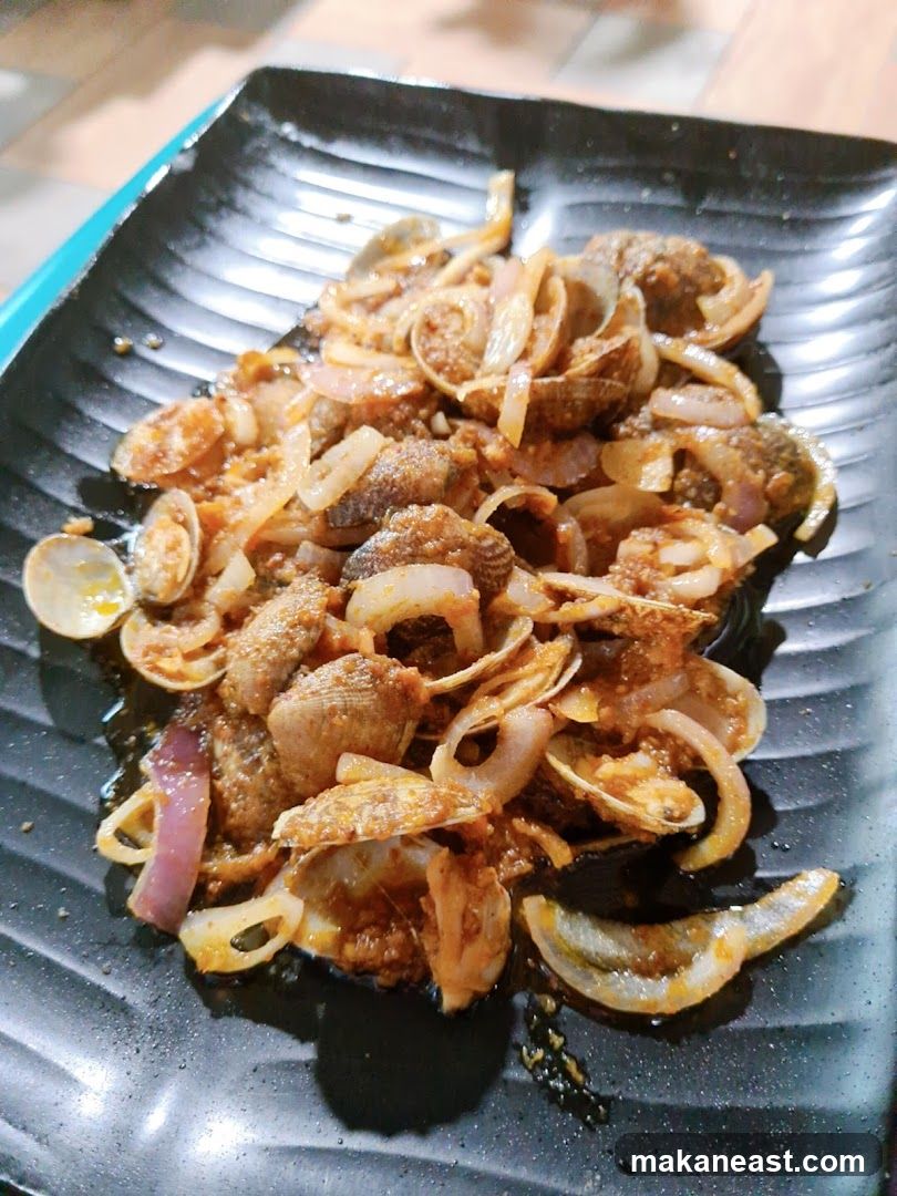 Spicy Clams with Onions