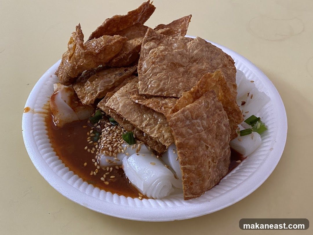 Fried Tofu Skin and Rice Rolls