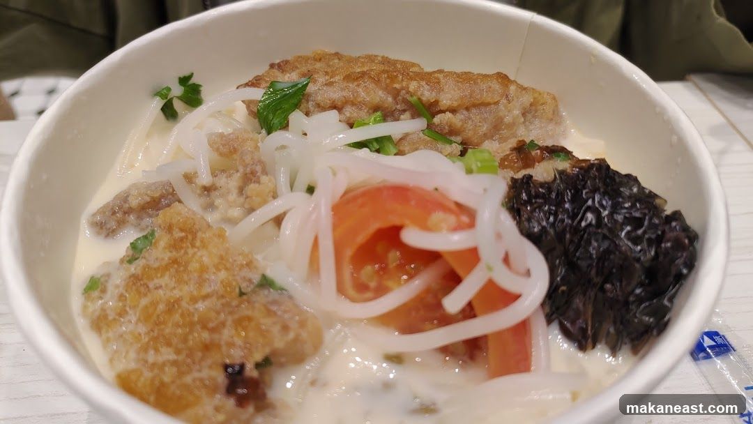 Noodle Soup with Fried Fish and Vegetables