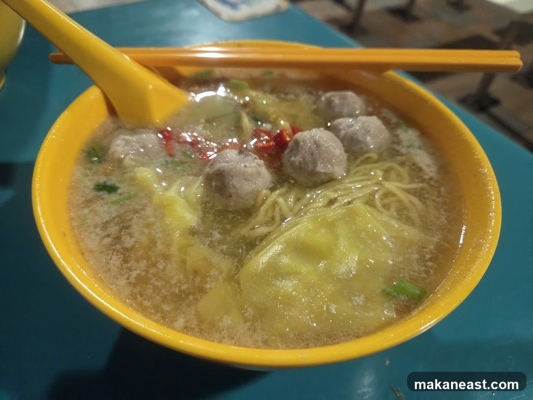 Noodle Soup with Meatballs and Wontons