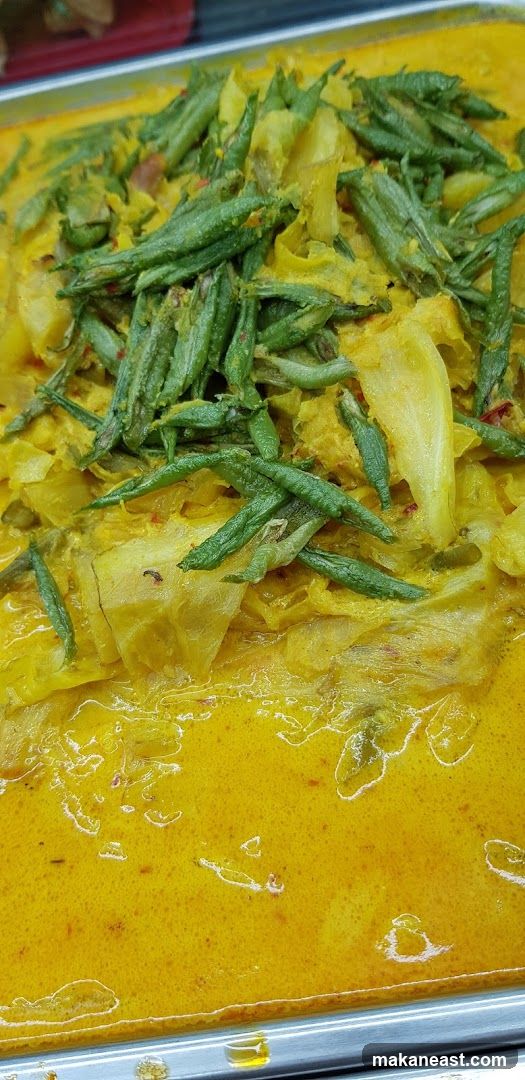 Puteri Nasi Padang