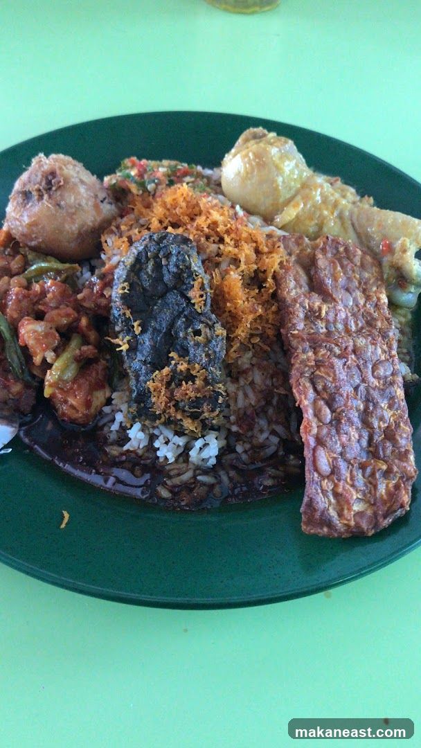 Puteri Nasi Padang