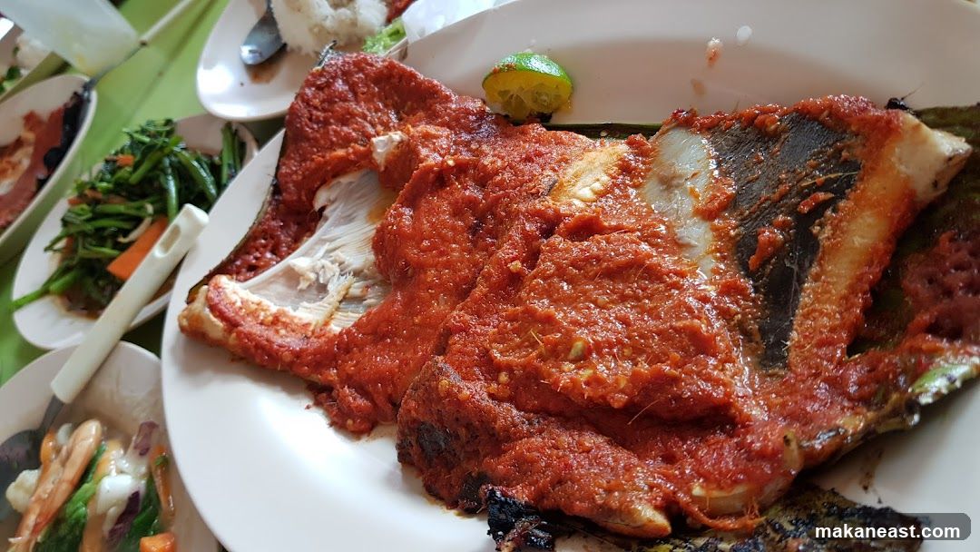 Spicy Grilled Fish with Side Dishes
