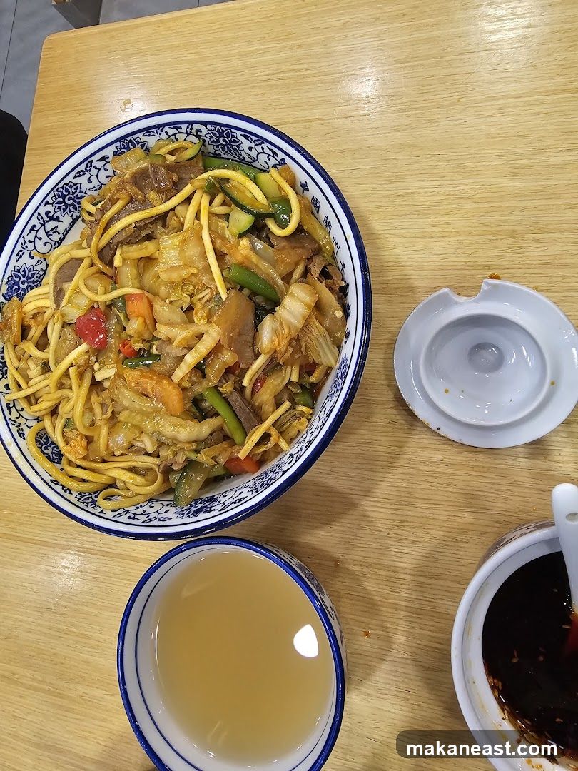 Noodles with Beef and Vegetables