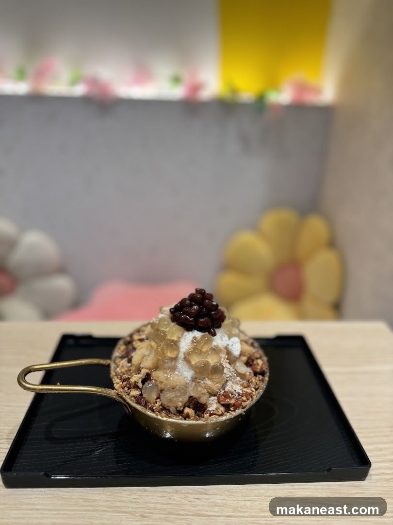 Dessert with red beans and jelly