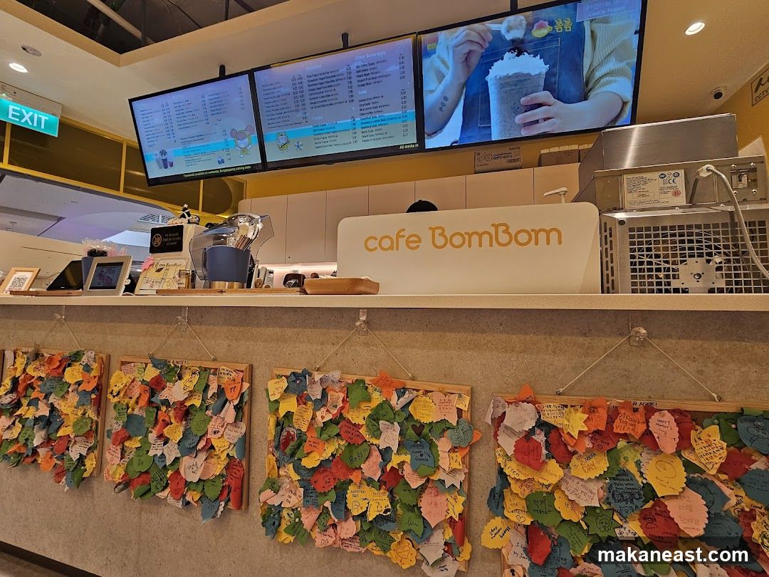 Cafe BomBom Counter