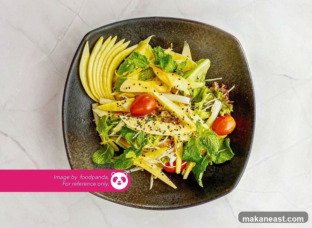 Salad with Mango and Tomatoes