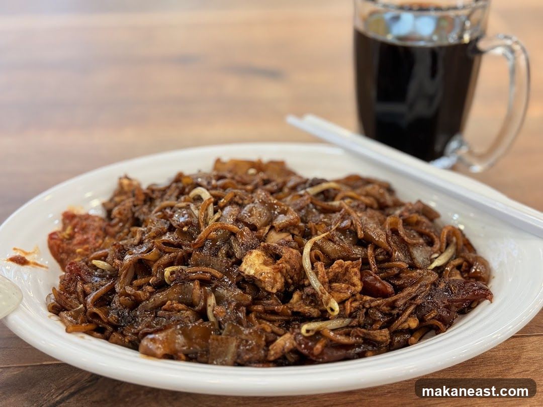 Fried Noodles with Drink