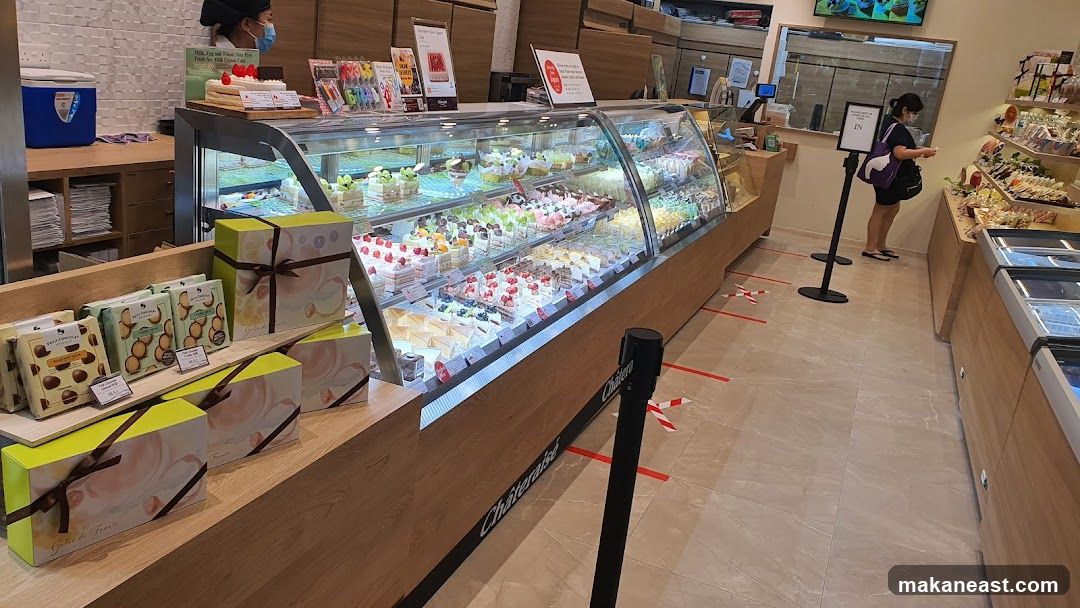 Dessert Display Case