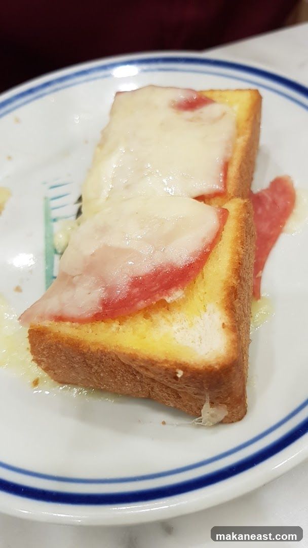 Cheesy Toast with Meat