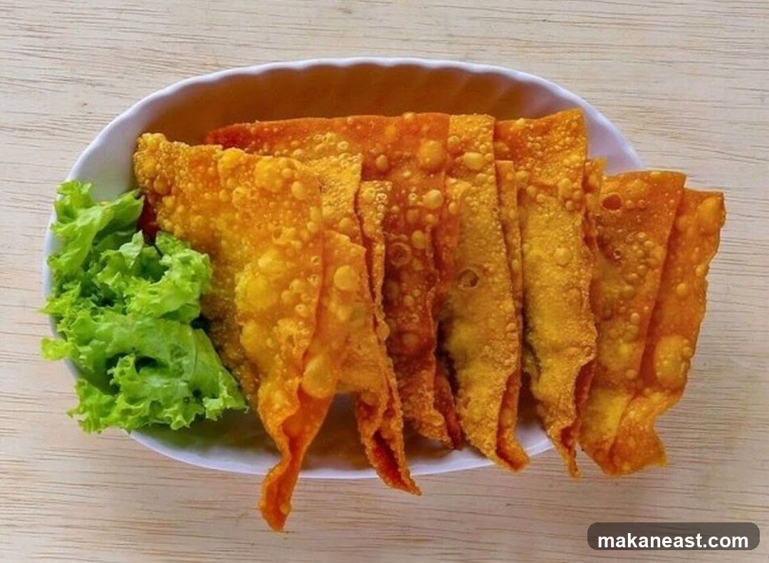 Fried Wontons with Lettuce