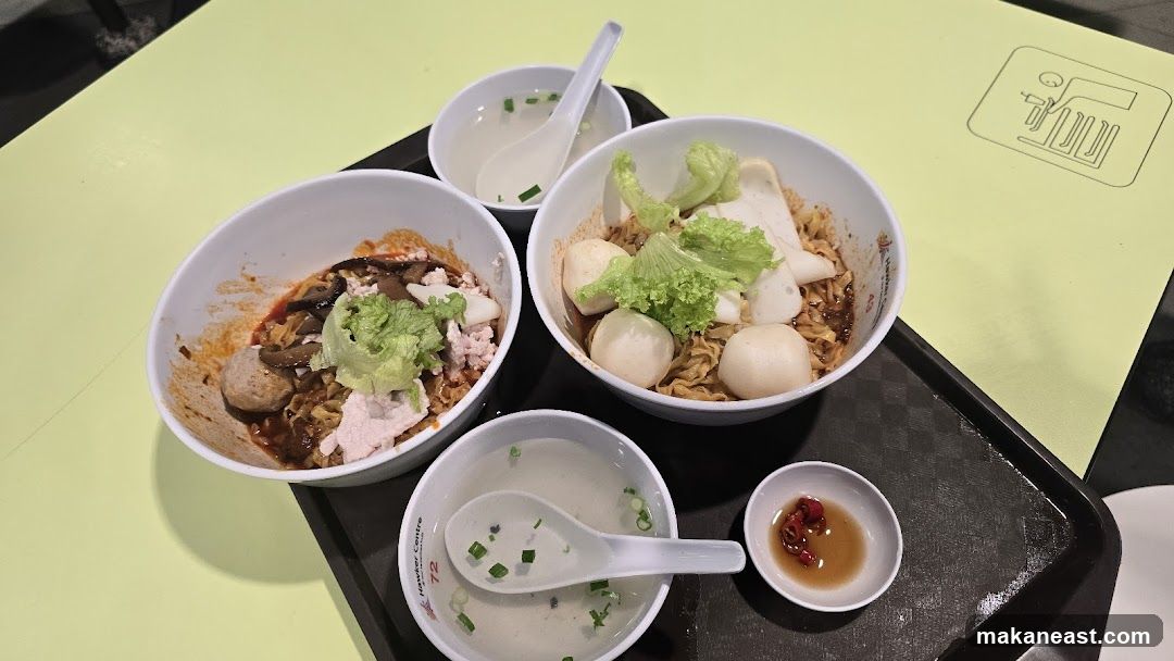 Noodles with Fish Balls and Sliced Fish