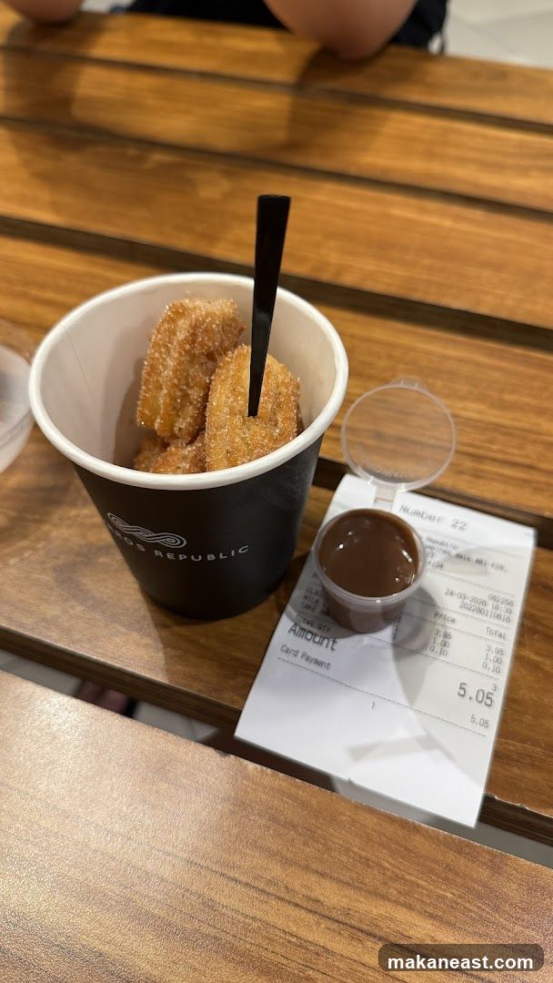 Churros with Chocolate Dip