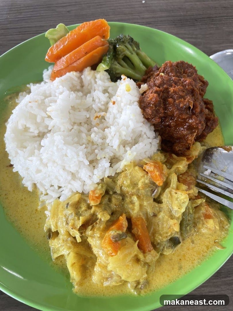 Rice plate with curry and vegetables