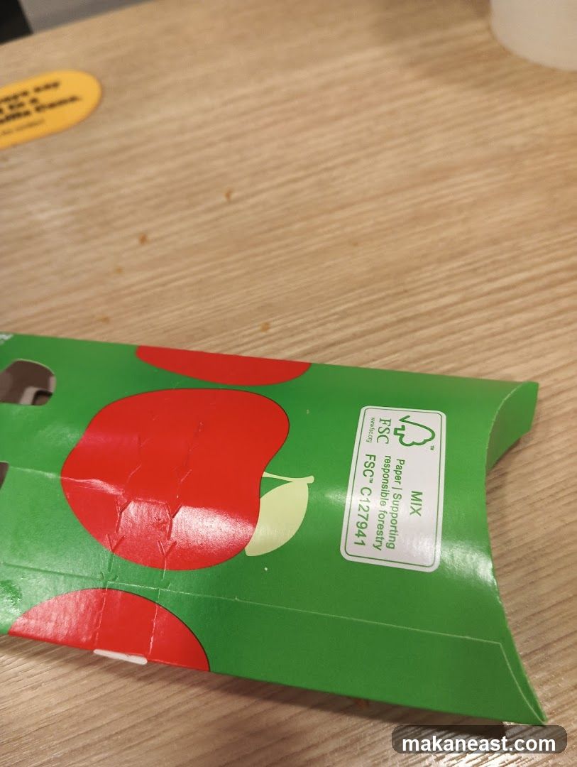 Green packaging with apples
