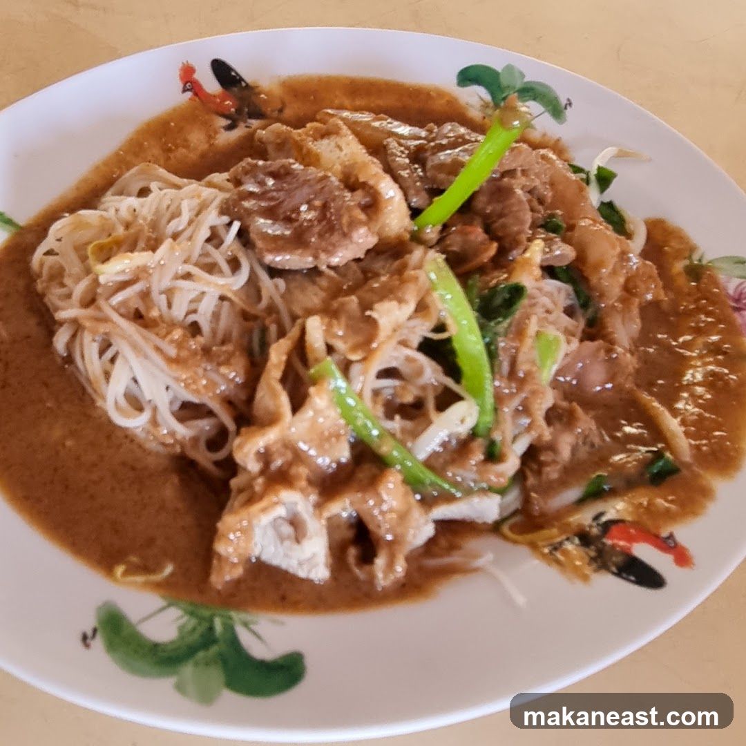 Noodles with Meat and Sauce