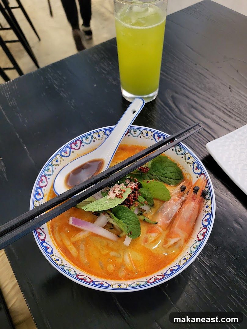 Laksa with Shrimp and Green Drink