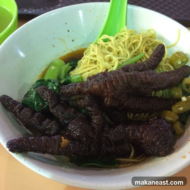 Braised Chicken Feet Noodles