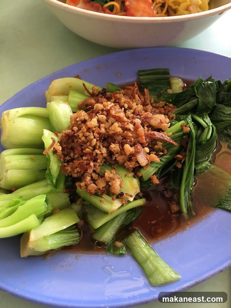Stir-fried Bok Choy with Crispy Toppings
