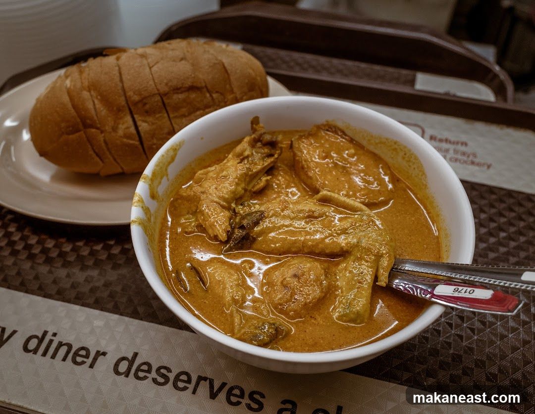 Chicken Curry with Bread