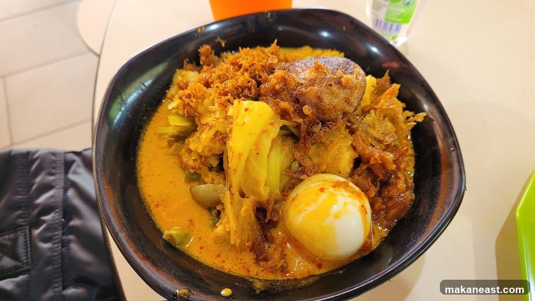 Lontong Dish