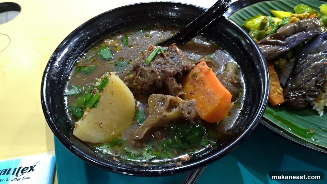 Beef soup with vegetables