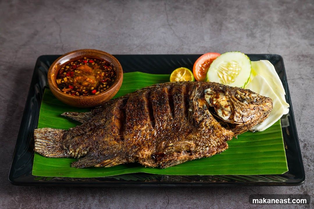 Fried Fish with Dipping Sauce