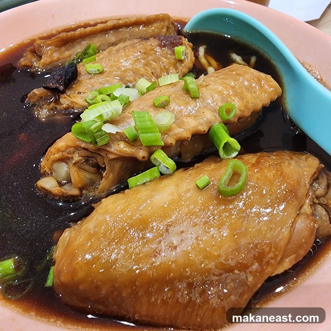 Braised Chicken Wings with Noodles