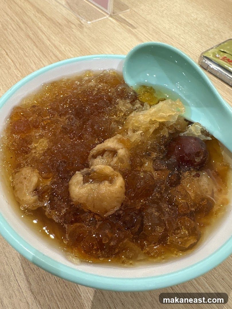 Dessert Bowl with Longan and Jujube