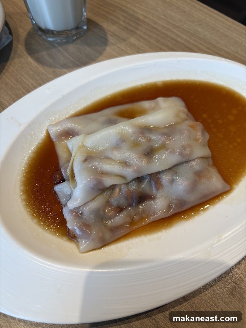 Steamed Rice Rolls with Sauce