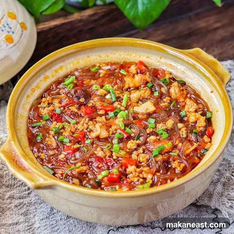 Braised Vermicelli with Minced Pork