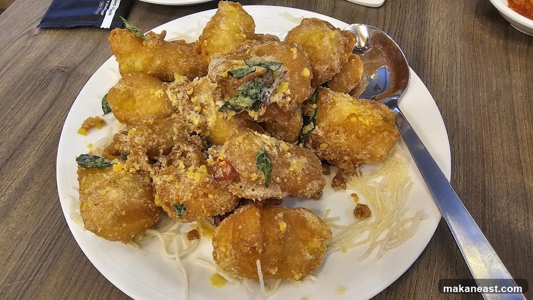 Salted Egg Yolk Fried Fish