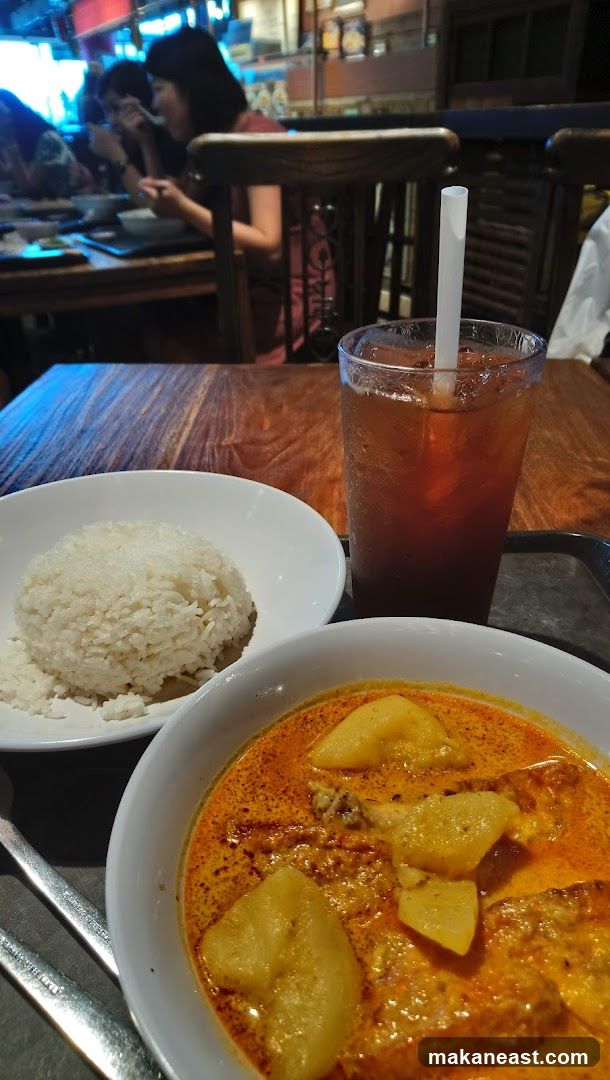 Curry with Rice and Drink