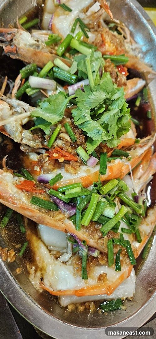 Steamed Prawns with Garlic and Scallions